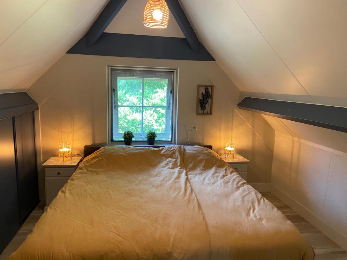 Bosboerderij De Goudsberg Met Hottub In Tuin Villa Лунтерен Екстериор снимка